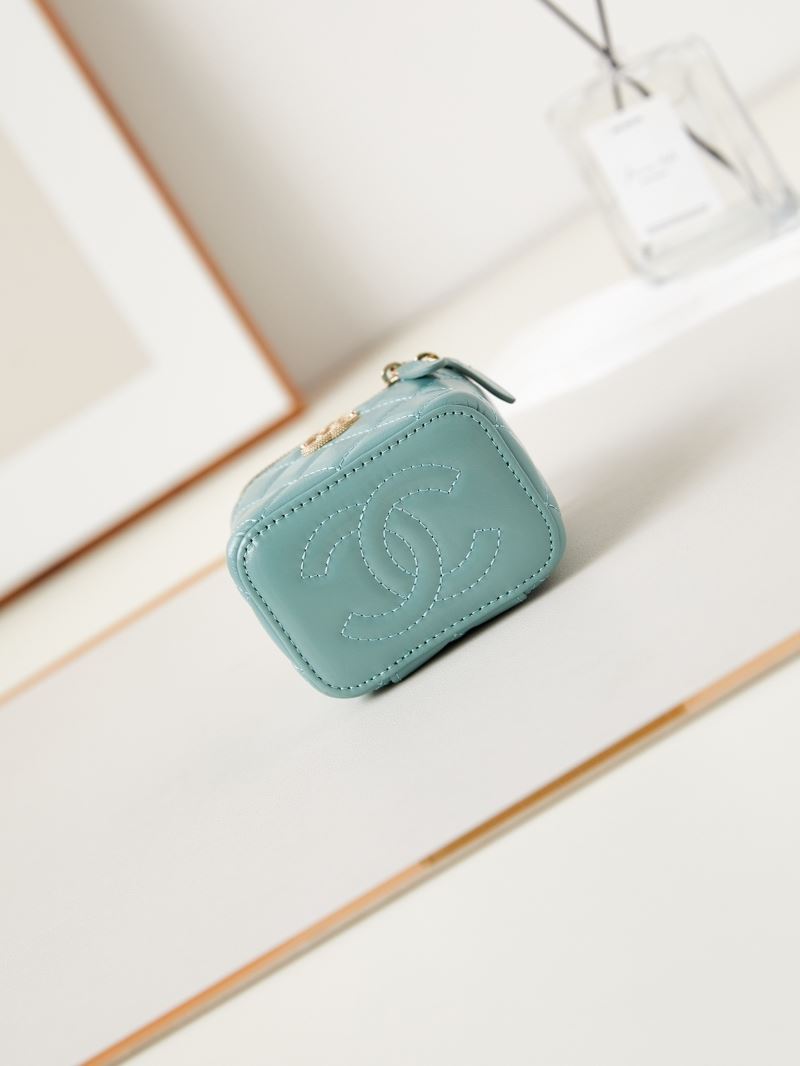 Ch**el cosmetic bags